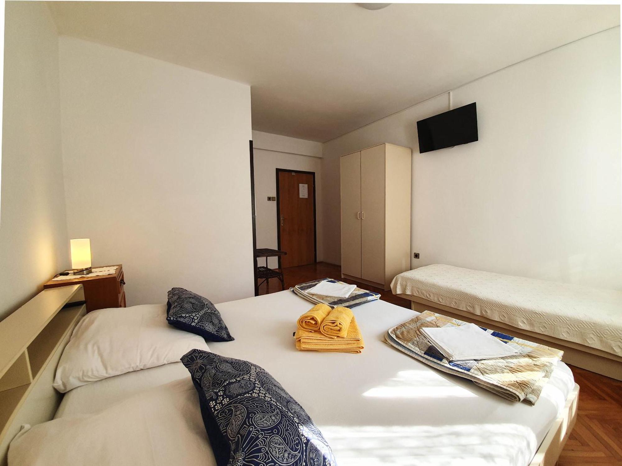 Rooms ZELJKA 2 Crikvenica Buitenkant foto